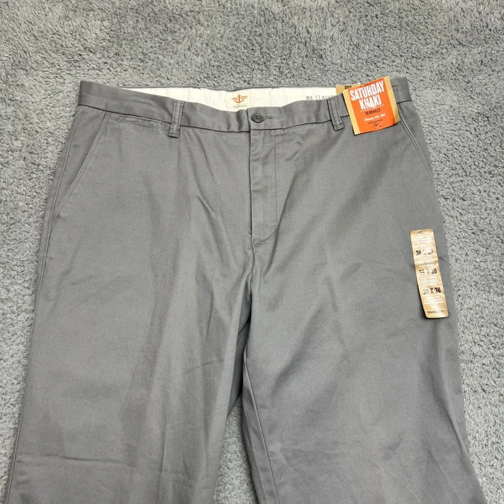 Dockers Saturday Khaki Mens 38x30 Grey New D3 Classic Fit No Wrinkle Chino Pants